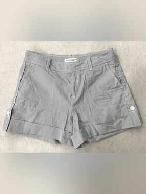 Banana Republic Women's Gray & White 100% Cotton Micro-Stripe Bermuda Shorts
